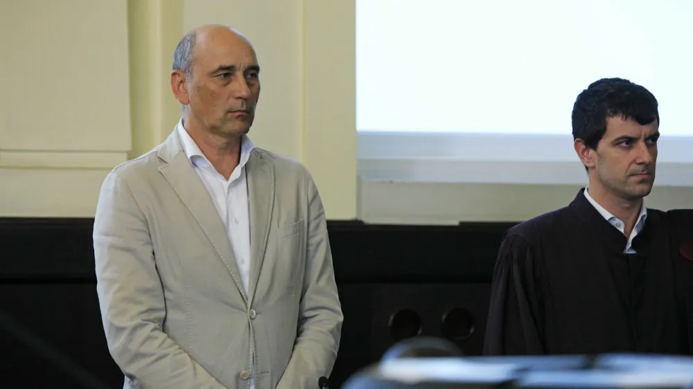 Maribor - Okrožno sodi&scaron;če - Sodstvo - Sojenje - Matjaž Kovačič - Matej Ra&scaron;čan - - Avtor: Andrej Petelin&scaron;ek