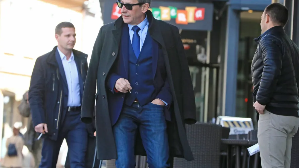 Maribor - obravnava v delovnem sporu nekdanjega pomočnika glavne tajnice Univerze v Mariboru Teodorja Lorenčiča proti mariborski univerzi zaradi domnevno nezakonite odpovedi; Delovno in socialno sodi&scaron;če v Mariboru - Teodor Lorenčič - Avtor: Sa&scaron;o Bizjak