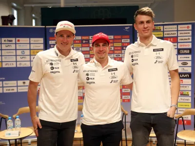 &Scaron;tefan Hadalin, <br>Žan Kranjec, <br>Tijan Marovt<br>- 12.09.2023 &ndash; Smučarska zveza Slovenije - mo&scaron;ka alpska smučarska reprezentanca v tehničnih disciplinah po vrnitvi s priprav v Južni Ameriki.<br><br>//FOTO: Tomaž Skale<br>