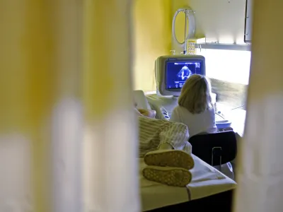 - simbolična fotografija - zdravstvo - <br><br><br>- Klinični oddelek za kardiologijo - UKC, Univerzitetni klinični center Ljubbljana //FOTO: Bojan Velikonja