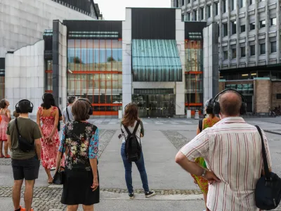 - 12.09.2023 - Zvočni sprehod Globoka hi&scaron;a v Cankarjevem domu ob letu Edvarda Ravnikarja - //FOTO: Bojan Velikonja