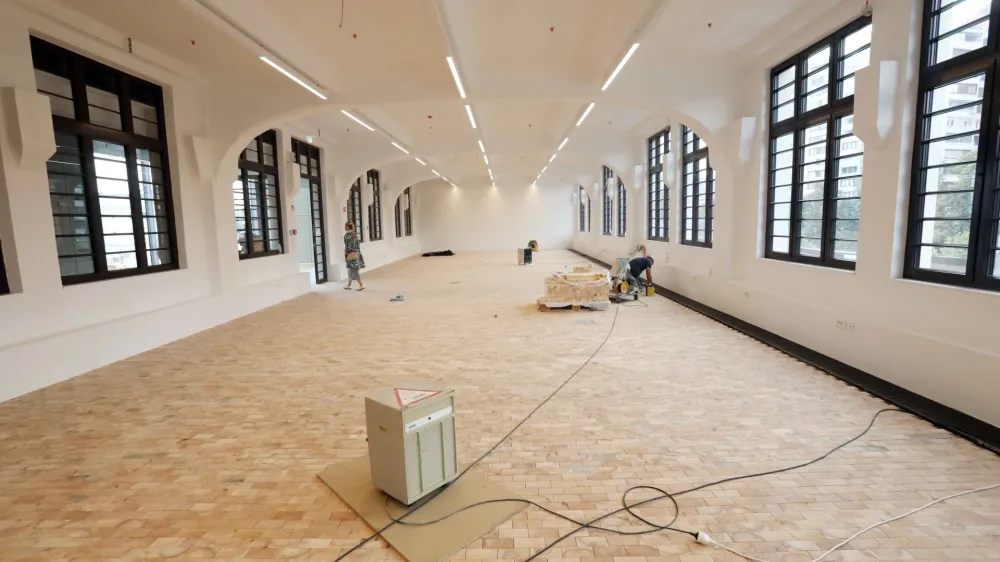 - 14.09.2023 - Kreativno sredi&scaron;če Center Rog - javni proizvodni prostor namenjen kulturnemu in kreativnemu delovanju s poudarkom na izdelovanju, uporabnih umetnostih, arhitekturi in oblikovanjuKreativno sredi&scaron;če Center Rog - javni proizvodni prostor namenjen kulturnemu in kreativnemu delovanju s poudarkom na izdelovanju, uporabnih umetnostih, arhitekturi in oblikovanju //FOTO: Tomaž Skale