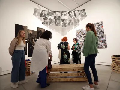 - 14.09.2023 &ndash; Cukrarna - 35. Grafični bienale Ljubljana 2023 - ogled bienalskih razstavi&scaron;č za predstavnike medijev pred uradnim odprtjem //FOTO: Tomaž Skale