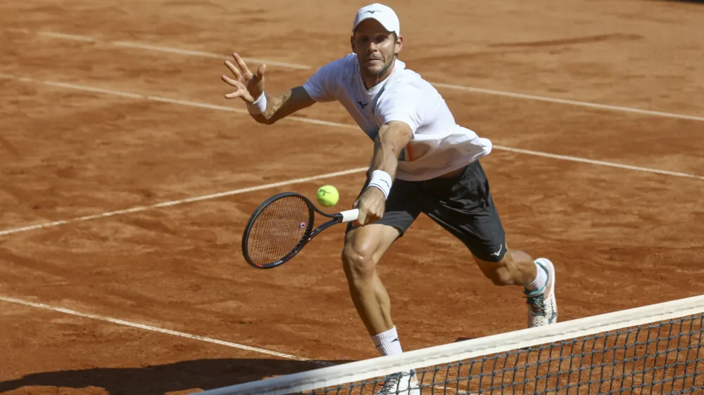 Blaž Rola- 16.09.2023 &ndash; tenis mo&scaron;ki &ndash; Slovenija: Luksemburg, dvoboj v drugi evro-afri&scaron;ki skupini, Davisov pokal, II. svetovna skupina //FOTO: Luka Cjuha