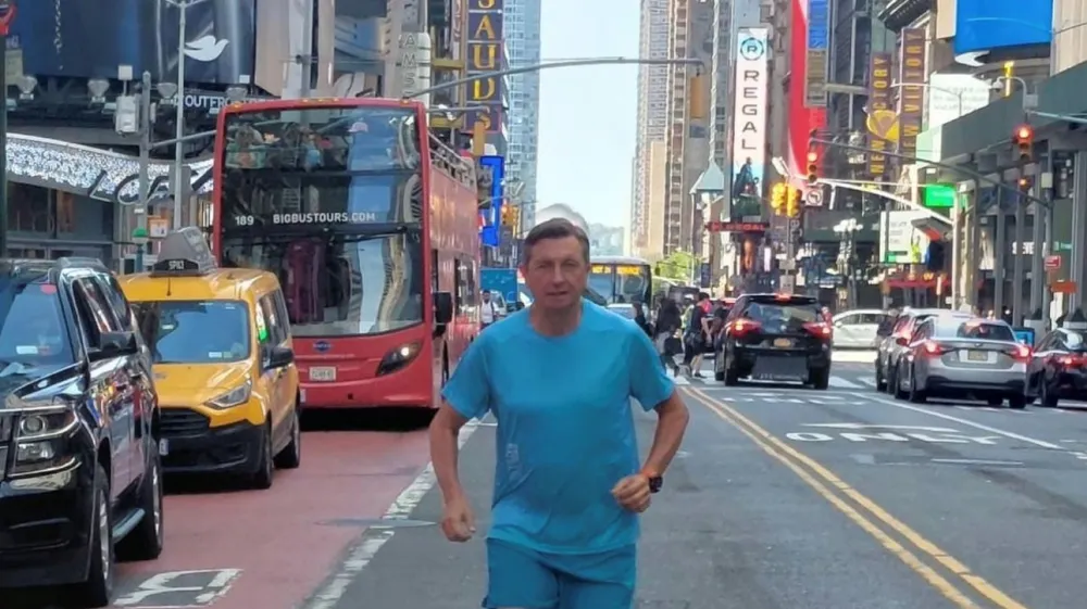 Borut Pahor pravi, da New York ponuja "ful" teka&scaron;kih užitkov. F instagram