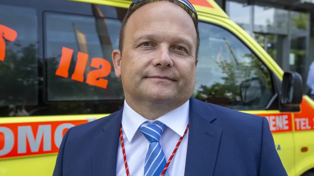 - Janez Kramar, vodja Re&scaron;evalne postaje UKC Ljubljana- 11.7.2019 - Predaja novega re&scaron;evalnega motorja Honda VFR1200X Crosstourer, v okviru akcije T-2 življenje, Re&scaron;evalni postaji LjubljanaFOTO: Matjaž Ru&scaron;t