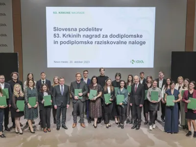 Letos so podelili 33 Krkinih nagrad mladim raziskovalcem, od tega jih je pet prejelo veliko Krkino nagrado.&nbsp;