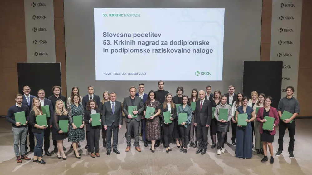 Letos so podelili 33 Krkinih nagrad mladim raziskovalcem, od tega jih je pet prejelo veliko Krkino nagrado.&nbsp;