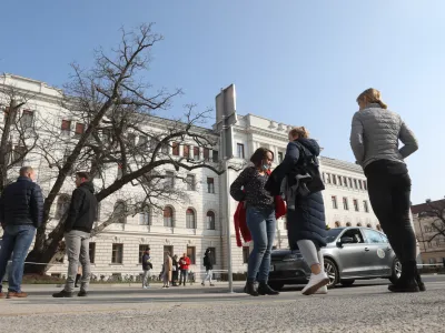 Novi predlog zakona o sodi&scaron;čih javnosti pripira vrata sodi&scaron;č. Foto: Tomaž Skale&nbsp;