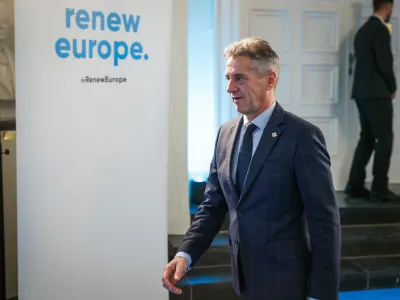 Belgija, Bruselj.<br>Vrh EU, ki se ga je udelezil tudi predsednik vlade Robert Golob.<br>Sestanek predsednikov drzav in vlad politicne skupine Renew Europe pred zasedanjem Evropskega sveta.