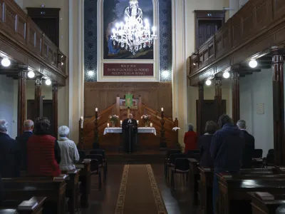 mag. Geza Filo, duhovnik v ECO Ljubljana in biv&scaron;i &scaron;kof- 29.10.2023 - Evangeličanska cerkev Primoža Trubarja v Ljubljani &ndash; bogoslužje - ma&scaron;a //FOTO: Jaka Gasar