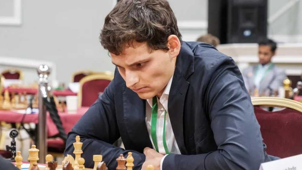 &scaron;ah, aleksander predke, otok man