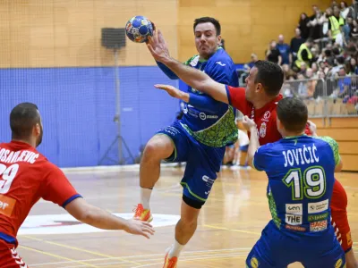 - 05.11.2023 - Pripravljalna tekma mo&scaron;kih reprezentanc Slovenije in Srbije v pripravah na rokometno EP 2024 v Nemčiji. //FOTO: Nik Erik Neubauer