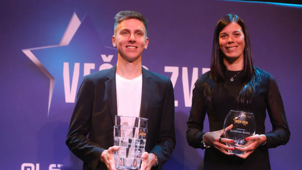 Tadej PogačarEugenia Bujak&nbsp;- 13.11.2023 - Večer zvezd 2023- podelitev priznanj Kolesar leta 2023, najbolj&scaron;im kolesarjem v organizaciji KZS - Kolesarska zveza Slovenije&nbsp;//FOTO: Bojan Velikonja