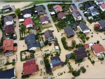 V &Scaron;o&scaron;tanju i&scaron;čejo re&scaron;itve tudi za naselje Pohrastnik, ki je bilo avgusta poplavljeno že tretjič v nekaj desetletjih.&nbsp;