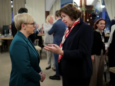 Portotoz, Marina Portoroz.<br>Predsednica republike Natasa Pirc Musar se je udelezila pogovora s primorskimi gospodarstveniki.