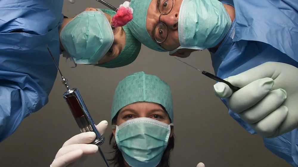 VP 996091, <br>Symbol of medical malpractices <br>[Each utilisation of our picture material is subject to royalties. A voucher copy is required. Photographer/Agency note must be published with the image. Only our terms of business are valid. Phone +49-(0)228-935650, www.vario-images.com]