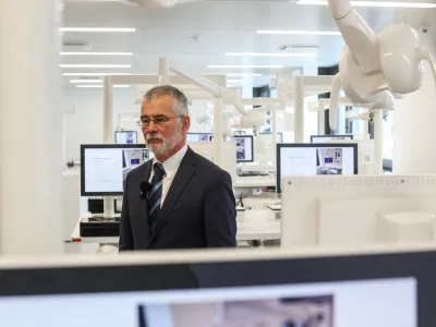 prof.dr. Igor &Scaron;vab, dekan Medicinske fakultete UL- 19.01.2023 &ndash; Medicinska fakulteta Univerze v Ljubljani (MF UL) - novi Center za učenje kliničnih ve&scaron;čin za področje dentalne medicine (CUKV-DM), Corytkova ulica 2 //FOTO: Bojan Velikonja