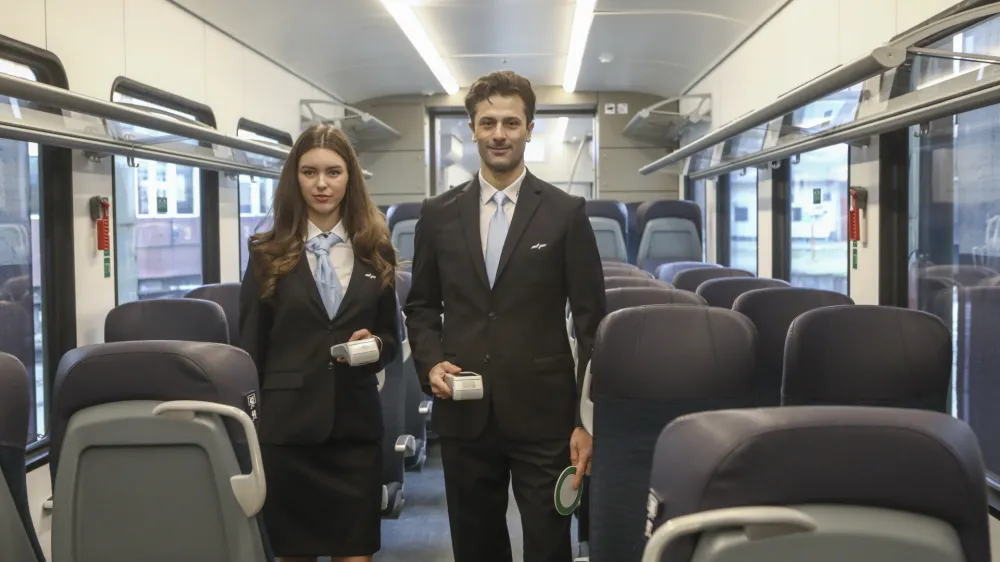 08.12.2023 - novinarska konferenca Slovenskih železnic, na kateri bodo predstavili nove uniforme osebja; Železni&scaron;ki muzej SŽ - Slovenske železniceFOTO: Luka Cjuha