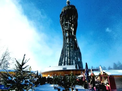 Advent ob vznožju stolpa Celovec