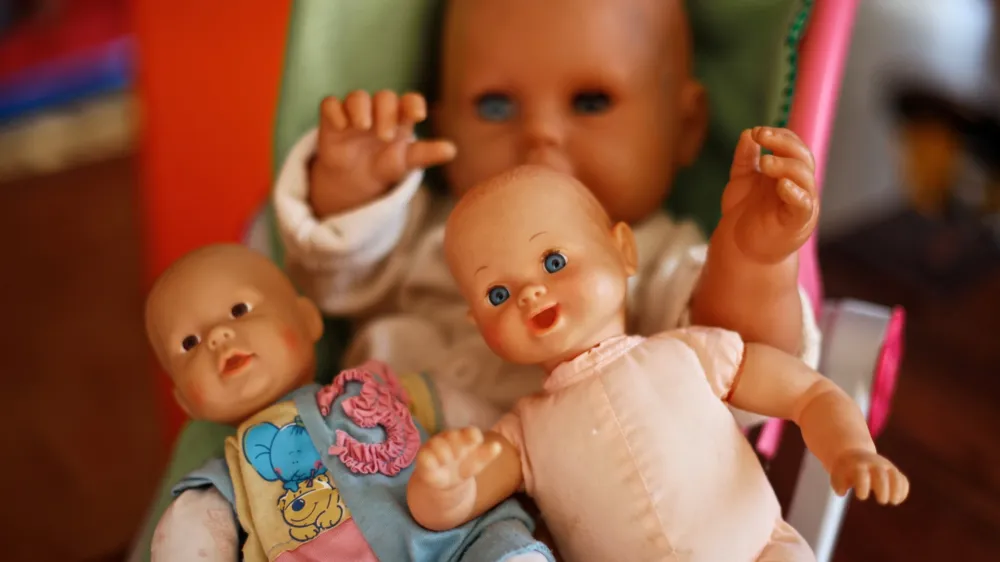 Vpetost v družbena omrežja je del časa, ki ga živimo. A je treba biti previden in upo&scaron;tevati tveganja za zlorabe, &scaron;e posebej v primeru otrok.