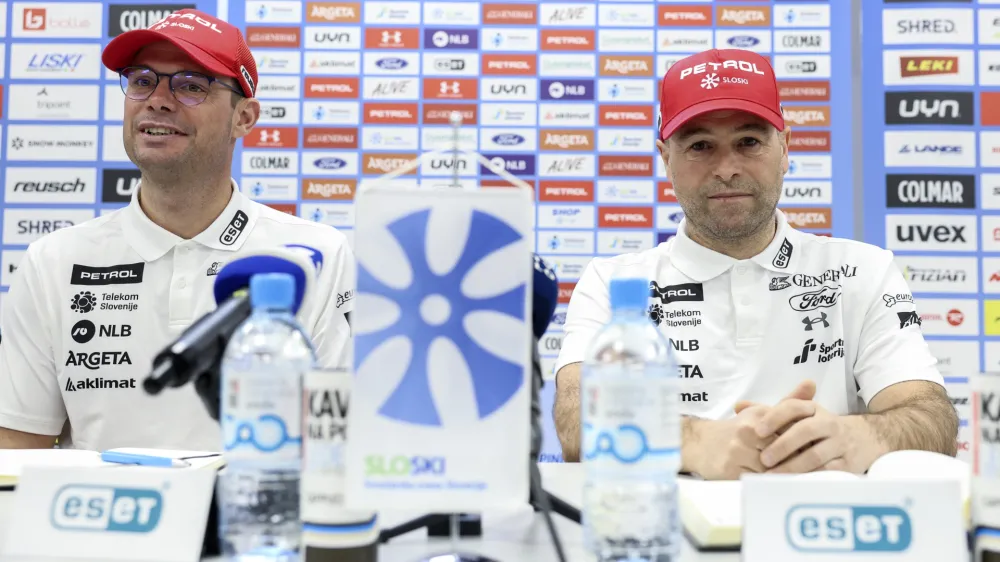 vodja panoge za alpsko smučanje Miha Verdnik, vodja smučarskih reprezentanc Janez Slivnik - 19.12.2023 &ndash; Smučarska zveza Slovenije (SZS) - novinarska konferenca vodje panoge za alpsko smučanje in vodje smučarskih reprezentanc o spremembi trenerske sestave v ženski ekipi svetovnega pokala za tehnične discipline //FOTO: Jaka Gasar