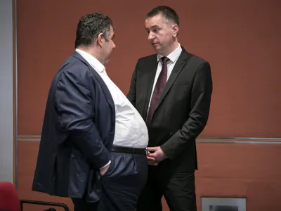 Lastnik vukovarske skupine Energia naturalis Pavao Vujnovac (levo), ki kupuje večinski delež Fortenove, in glavni izvr&scaron;ni direktor in član upravnega odbora Fortenove Fabris Peru&scaron;ko bosta očitno &scaron;e naprej sodelovala.&nbsp;