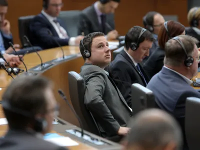 poslanec SDS Žan Mahnič<br><br> <br><br>- 12.02.2019 &ndash; Državni zbor &ndash; 19. izredna seja DZ, na kateri so poslanci obravnavali predlog zakona o ratifikaciji protokola k severnoatlantski pogodbi o pristopu Republike Severne Makedonije v NATO pod novim imenom Severna Makedonija,<br><br> <br><br>//FOTO: Jaka Gasar