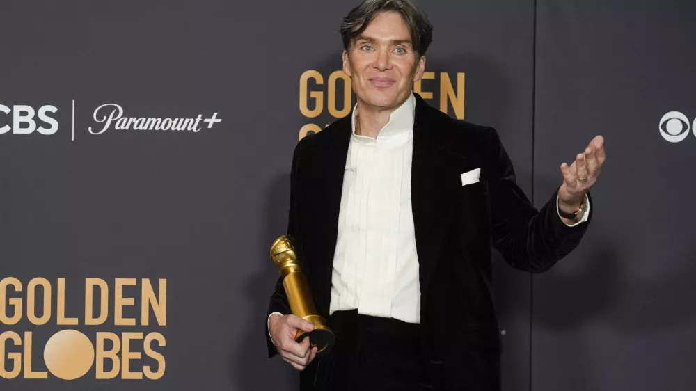 Cillian Murphy je dobitnik zlatega globusa za najbolj&scaron;o mo&scaron;ko vlogo v filmu Oppenheimer.