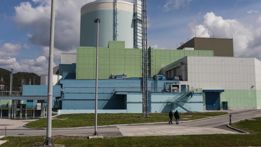 - jedrski reaktor - proizvodnja električne energije- Energetika, elektrika, samoskrba, daljnovod &mdash; 19.04.2023 &ndash; Nuklearna elektrarna Kr&scaron;ko (NEK), edina slovenska jedrska elektrarna, ki deluje od leta 1983 //FOTO: Bojan Velikonja