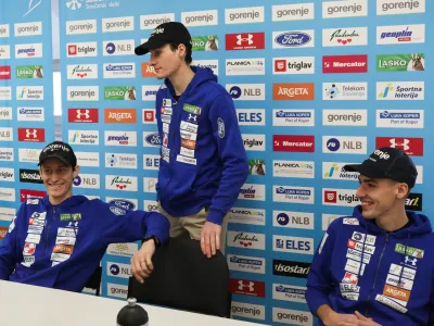 - Peter Prevc, Domen Prevc, Timi Zajc.- 22.01.2024 - Smučarska zveza Slovenije (SZS) - reprezentanca v smučarskih skokih pred odhodom na svetovno prvenstvo v poletih &ndash; //FOTO: Bojan Velikonja