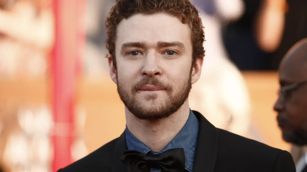 Justin Timberlake arrives at the 16th Annual Screen Actors Guild Awards on Saturday, Jan. 23, 2010, in Los Angeles. (AP Photo/Matt Sayles)