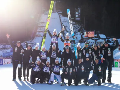 Celotna slovenska ekipa je navdu&scaron;ila na domačih tekmah svetovnega pokala na Ljubnem.