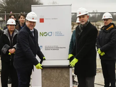 Ministrstvo za visoko &scaron;olstvo, znanost in inovacije je 24. januarja 2023 prevzel nekdanji rektor Univerze v Ljubljani dr. Igor Papič. Ob nastopu funkcije si je kot glavno nalogo zadal prenovo zakona o visokem &scaron;olstvu in hitro re&scaron;evanje najbolj kritičnih problemov. F: Nik Erik Neubauer Q