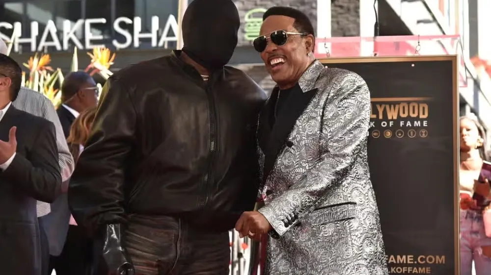 Kanye West (levo) je obiskal ceremonijo, na kateri je Charlie Wilson dobil svojo zvezdo na hollywoodski aleji slavnih. F instagram