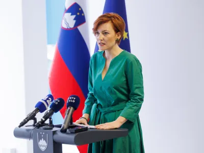 Ljubljana, ministrstvo za kulturo.<br>Ministrica za kulturo Asta Vrecko je predstavila predlog Nacionalnega programa za kulturo, ki gre tudi v javno razpravo.