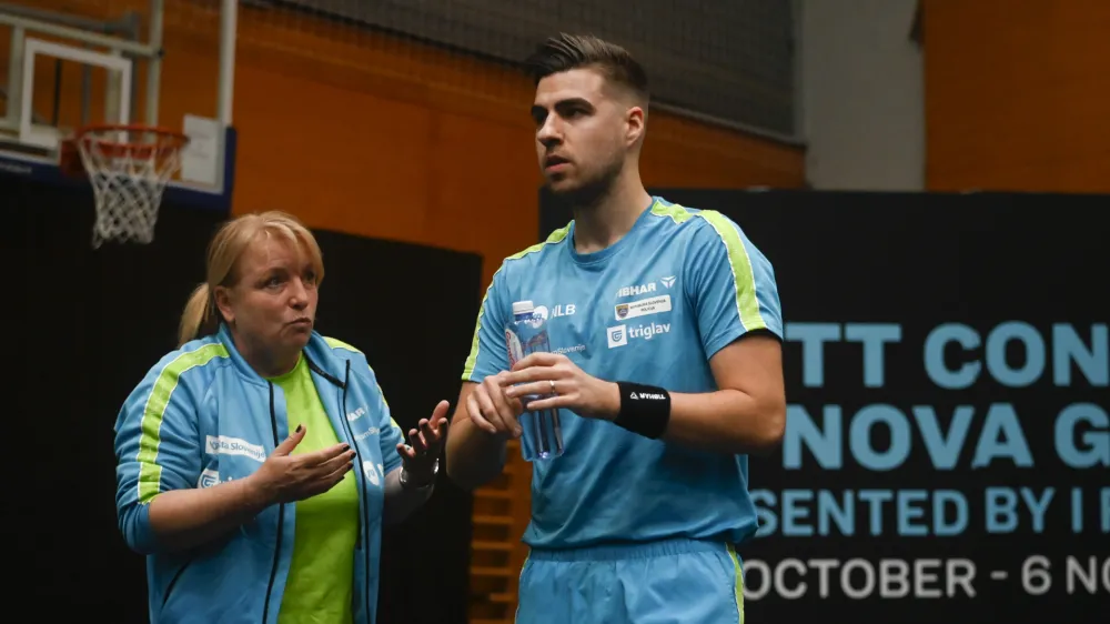 Darko Jorgić in selektrorka Andreja Ojster&scaron;ek Urh<br><br>- 03.11.2022 &ndash; namizni tenis &ndash; mednarodni turnir WTT Contender v Novi Gorici - odprto prvenstvo Slovenije -<br><br> <br><br>//FOTO: Nik Erik Neubauer