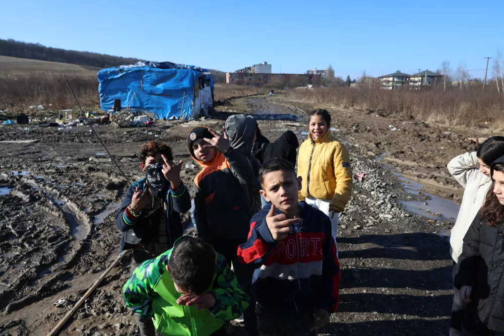 - februar 2024 - Lunik IX, romsko naselje, kjer živijo najsiroma&scaron;nej&scaron;i ljudje. Ko&scaron;ice, Slova&scaron;ka- romi, cigani, rev&scaron;čina, siroma&scaron;tvo, geto //FOTO: Jaka GasarOPOMBA: ZA OBJEKTIV - REPORTAŽA