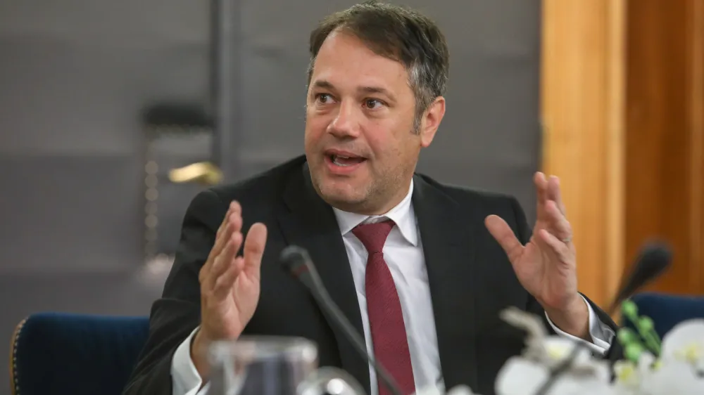 Matej Arčon28.05.2022 - predstavitev kandidata za ministra za Slovence v zamejstvu in po svetu Mateja Arčona pred komisijo DZ za odnose s Slovenci v zamejstvu in po svetuFOTO: Luka Cjuha