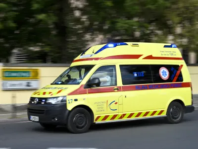 re&scaron;evalno vozilo<br><br><br>- 22.09.2022 &ndash; simbolična fotografija &ndash; javno zdravstvo - zdravstveni sistem &ndash; zdravje &ndash; <br><br>//FOTO: Nik Erik Neubauer