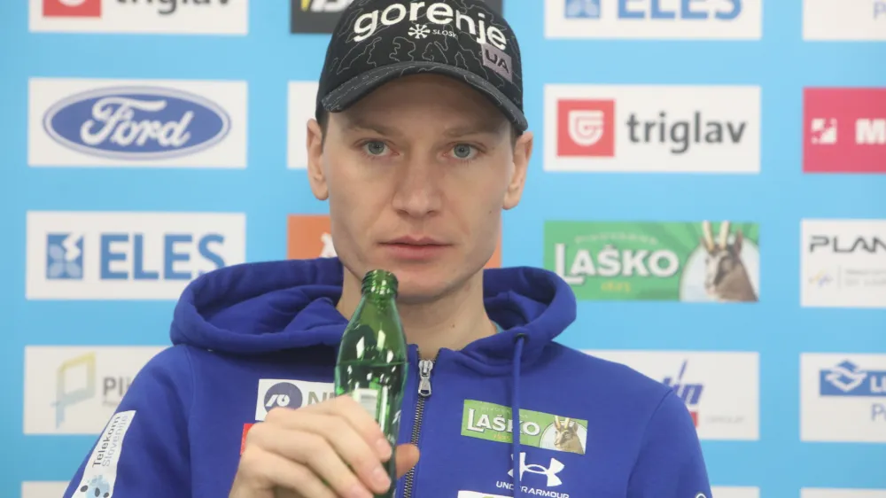 - Anže Lani&scaron;ek.- 22.01.2024 - Smučarska zveza Slovenije (SZS) - reprezentanca v smučarskih skokih pred odhodom na svetovno prvenstvo v poletih &ndash; //FOTO: Bojan Velikonja