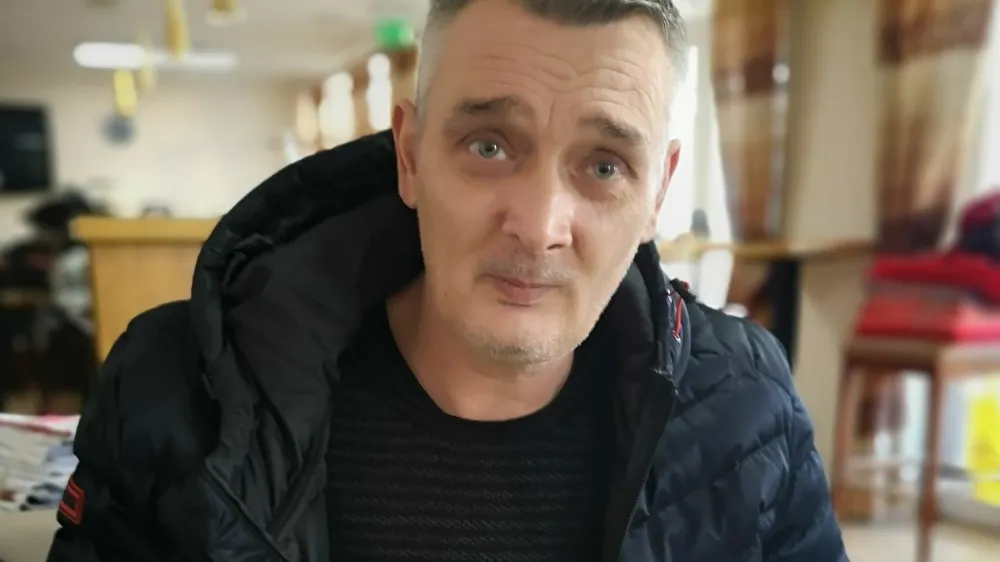 Andraž Žabota, ki je ostal brez noge, prek zavarovalnice toži celjsko bolni&scaron;nico za 300 tisočakov.<br><br>