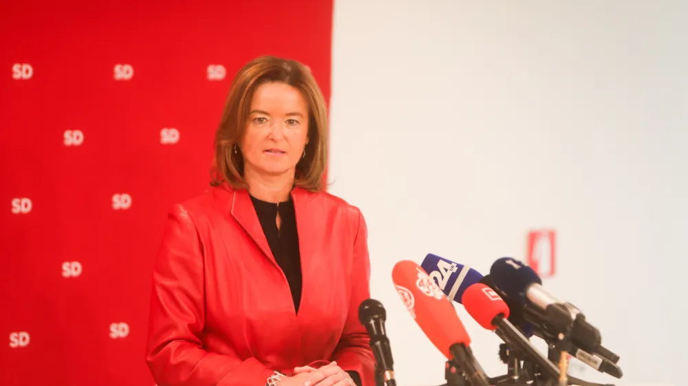 Predsednica SD Tanja Fajon se na aprilskem kongresu ne bo potegovala za nov mandat na čelu SD, je sporočila v pismu članstvu in na družbenih omrežjih.&nbsp;