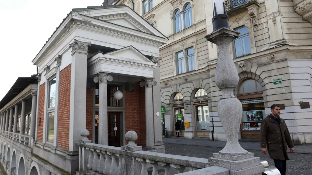 Paviljon Zvonček je prazen od konca leto&scaron;njega januarja, ko je prej&scaron;nji najemnici potekla pogodba.&nbsp;