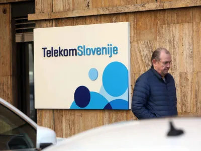 V VZMD ocenjujejo, da so &scaron;tirje telekomunikacijski operaterji s spornimi praksami o&scaron;kodovali kar 1,5 milijona slovenskih naročnikov, in sicer za kar 250 milijonov evrov. Foto: Tomaž Skale&nbsp;