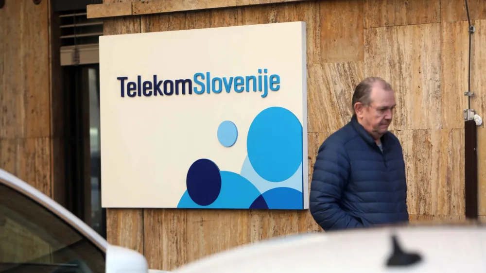V VZMD ocenjujejo, da so &scaron;tirje telekomunikacijski operaterji s spornimi praksami o&scaron;kodovali kar 1,5 milijona slovenskih naročnikov, in sicer za kar 250 milijonov evrov. Foto: Tomaž Skale&nbsp;