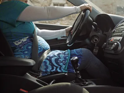 - avtomobilizem - nosečnica v avtu - noseča ženska - voznica//FOTO: Bojan Velikonja