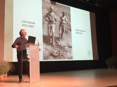 &raquo;Na razstavi želimo pokazati celoten koncept Blejskega kota s poudarkom na grajskem hribu,&laquo; je na predstavitvi nove razstave dejal vodja arheolo&scaron;kega oddelka v Narodnem muzeju Slovenije Bo&scaron;tjan Laharnar.&nbsp;