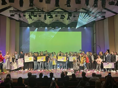 Zmagovalci in udeleženci na finalnem dogodku v Novi Gorici F Primorski tehnolo&scaron;ki park