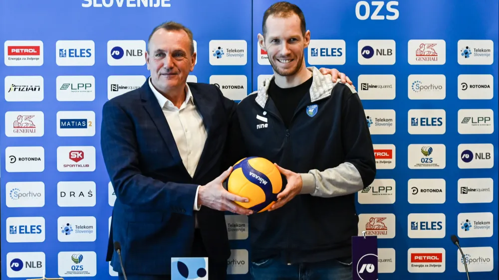 Metod RopretTine Urnaut- 4.04.2024 &ndash; novinarska konference Odbojkarske zveze Slovenije //FOTO: Nik Erik Neubauer